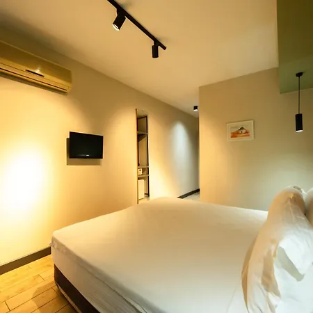 Polek Hotel