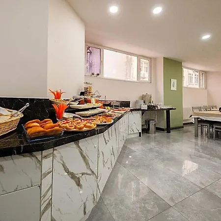 Polek Hotel 3*