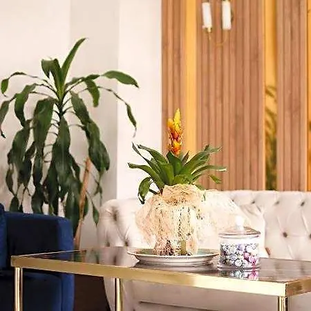 Polek Hotel 3*